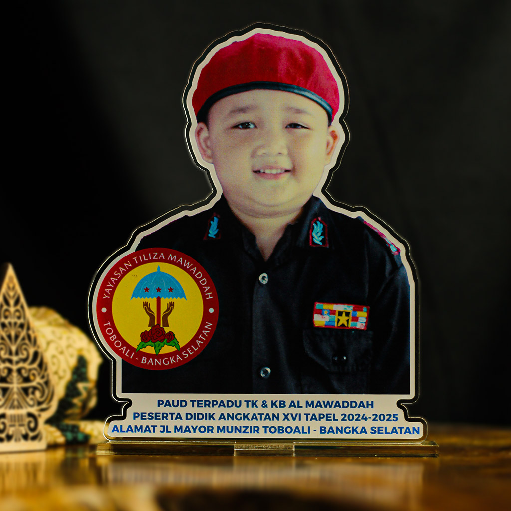 Akrilik Tentang Kami